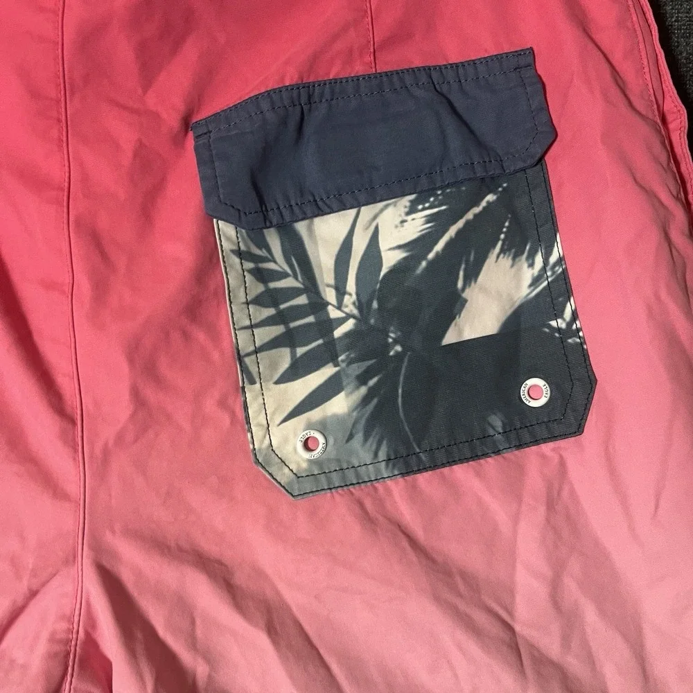 American Eagle Two-Toned Pink Ombré Men's Board Shorts Size Small